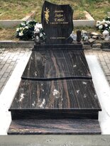jednohrob s deleným poklopom - Halandia